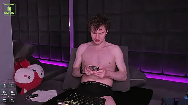 Snapshot of Tony_Talorr chatting on March 2025 04:35:01 AM Tony Talorr online show from March 2025 04:35:01 AM