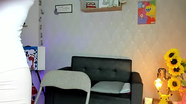 Alaia Love77 online show from April 2026 05:58:02 PM