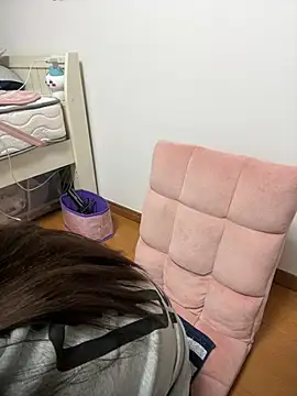 Snapshot of pantumieteruyo chatting on March 2025 01:42:01 PM pantumieteruyo online show from March 2025 01:42:01 PM