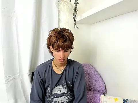 Snapshot of santy-kitty chatting on January 2025 06:36:01 AM santy-kitty online show from January 2025 06:36:01 AM