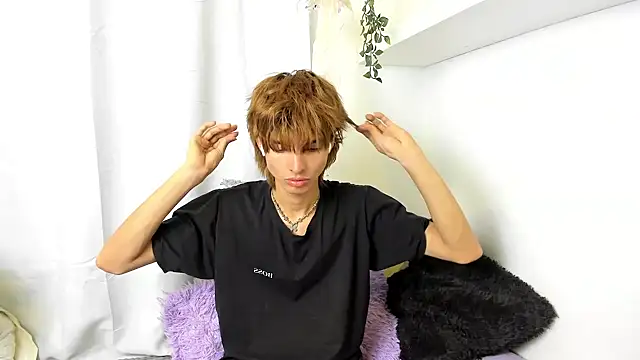 Snapshot of santy-kitty chatting on February 2025 10:10:01 PM santy-kitty online show from February 2025 10:10:01 PM