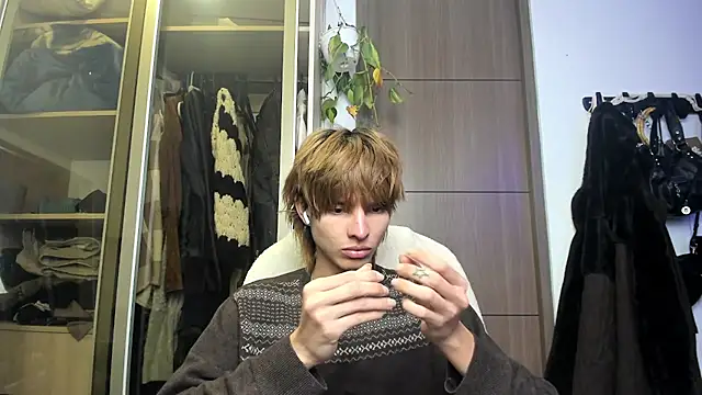 Snapshot of santy-kitty chatting on March 2025 02:49:02 AM santy-kitty online show from March 2025 02:49:02 AM