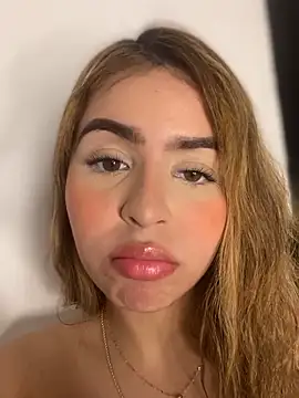 Snapshot of Mary_ivett chatting on February 2025 01:04:02 AM Mary ivett online show from February 2025 01:04:02 AM