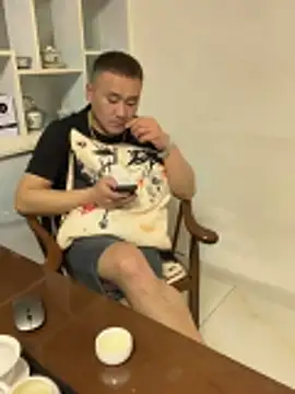 ShaoZian 1 online show from April 2026 04:11:02 PM