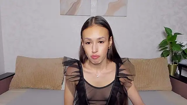 Snapshot of ChloeTeles_ chatting on January 2025 04:21:01 AM ChloeTeles online show from January 2025 04:21:01 AM