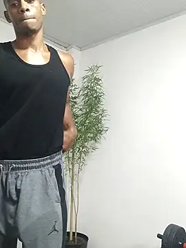 Snapshot of MAXIMO_JHONS chatting on September 2025 03:42:02 AM MAXIMO JHONS online show from September 2025 03:42:02 AM