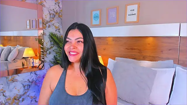 EmaBakker online show from January 2026 11:26:01 AM