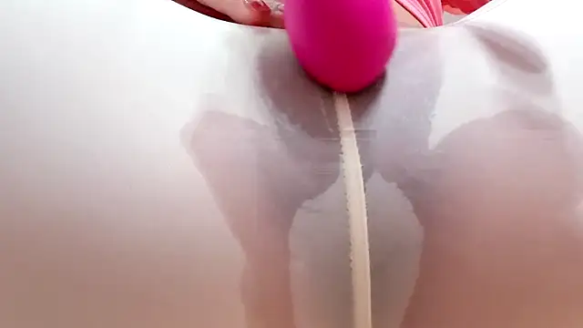 Snapshot of UUKiss_ chatting on March 2025 05:13:02 AM UUKiss online show from March 2025 05:13:02 AM