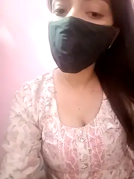 Snapshot of Mahi_Baby25 chatting on October 2025 07:43:01 PM Mahi Baby25 online show from October 2025 07:43:01 PM