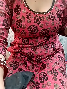 Snapshot of Mahi_Baby25 chatting on November 2025 04:11:02 AM Mahi Baby25 online show from November 2025 04:11:02 AM