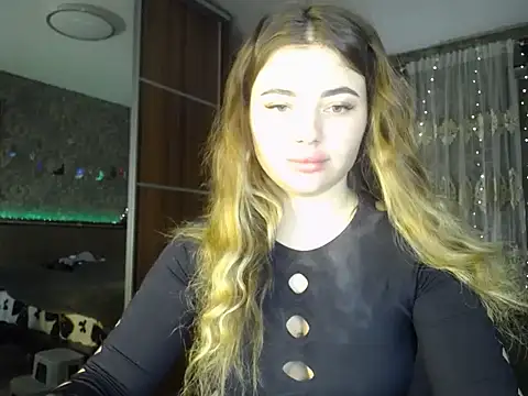 BonnyShy online show from November 2025 02:28:01 PM