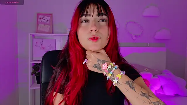 ParisFox  online show from January 2026 10:03:02 PM