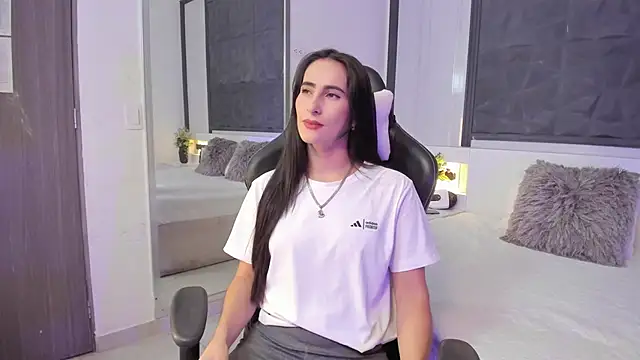 SaraGomez1 online show from January 2026 12:40:01 PM