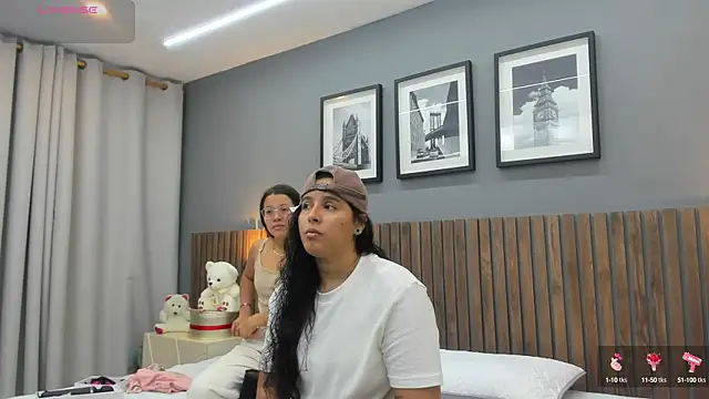 Dilan y Mia online show from January 2025 01:28:01 PM