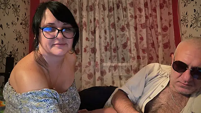 Snapshot of StellarTeam chatting on December 2024 11:06:02 PM StellarTeam online show from December 2024 11:06:02 PM