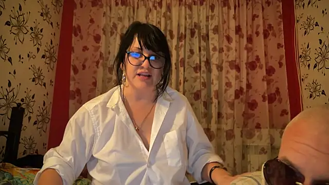 Snapshot of StellarTeam chatting on January 2025 08:56:01 PM StellarTeam online show from January 2025 08:56:01 PM