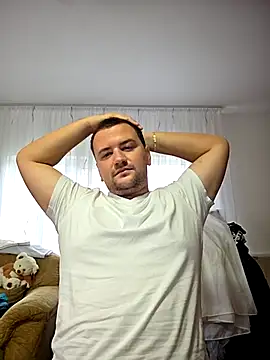 Snapshot of KarlosCarutox chatting on September 2025 03:55:02 PM KarlosCarutox online show from September 2025 03:55:02 PM