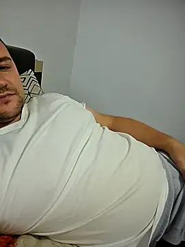 Snapshot of KarlosCarutox chatting on October 2025 04:49:01 PM KarlosCarutox online show from October 2025 04:49:01 PM