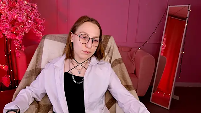 Snapshot of AphexQueen chatting on March 2025 03:20:02 PM AphexQueen online show from March 2025 03:20:02 PM