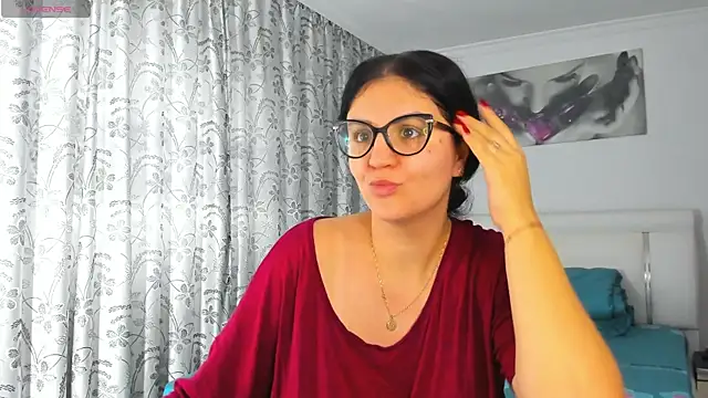 Snapshot of MyaBigBoobs chatting on October 2025 08:11:02 AM MyaBigBoobs online show from October 2025 08:11:02 AM