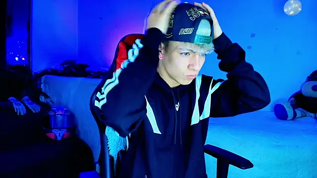 twink sebas  online show from November 2025 03:34:01 AM