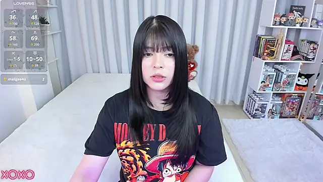 Snapshot of misshoneyxxx chatting on January 2026 04:18:01 AM misshoneyxxx online show from January 2026 04:18:01 AM