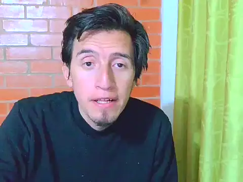 johan70sexy online show from June 2026 11:18:02 PM