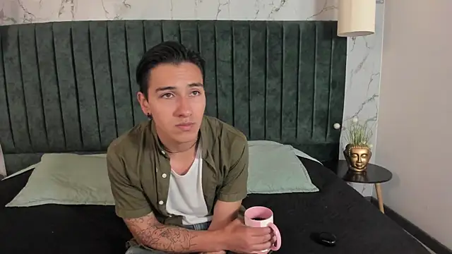 Andy Joy  online show from April 2026 11:51:02 AM