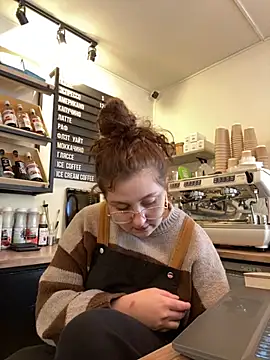 Snapshot of cinnabon_ chatting on November 2025 09:50:02 AM cinnabon online show from November 2025 09:50:02 AM