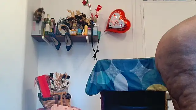 xTALLSEXYBUMx online show from June 2026 05:41:02 AM