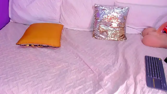 Snapshot of cookplleaser chatting on February 2025 06:43:01 PM cookplleaser online show from February 2025 06:43:01 PM