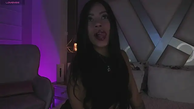 Amber villalobos  online show from December 2025 05:57:01 AM