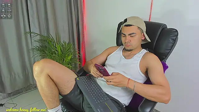 kalivan voinesscu online show from November 2025 08:38:01 AM