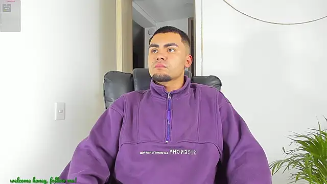 kalivan voinesscu online show from March 2026 07:03:02 AM