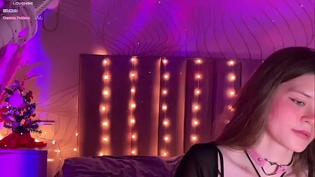 Snapshot of tvoisortangela chatting on January 2025 10:06:02 PM tvoisortangela online show from January 2025 10:06:02 PM