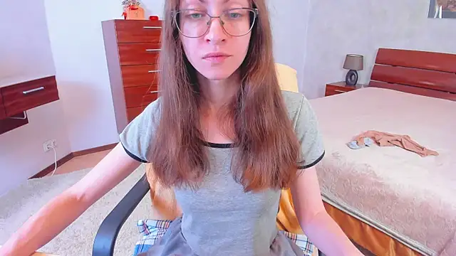 Pantyhose Mila online show from February 2026 08:15:01 PM