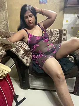 Snapshot of Tameesh_sexy_mistress chatting on April 2026 05:26:02 PM Tameesh sexy mistress online show from April 2026 05:26:02 PM