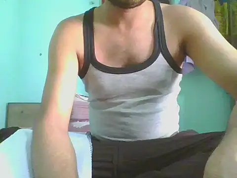 Snapshot of Ishan003 chatting on October 2025 05:15:01 AM Ishan003 online show from October 2025 05:15:01 AM