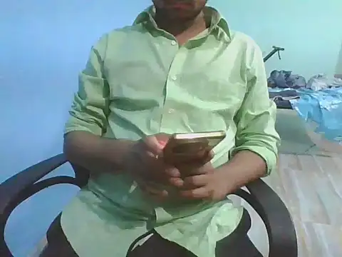 Snapshot of Ishan003 chatting on November 2025 03:56:01 PM Ishan003 online show from November 2025 03:56:01 PM