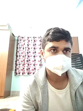 Ishan003 online show from January 2026 03:49:02 PM