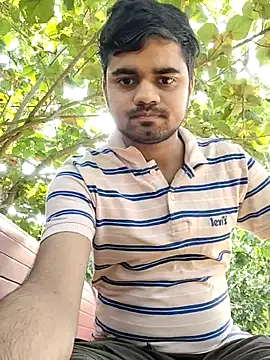 Snapshot of Ishan003 chatting on June 2026 02:43:02 AM Ishan003 online show from June 2026 02:43:02 AM