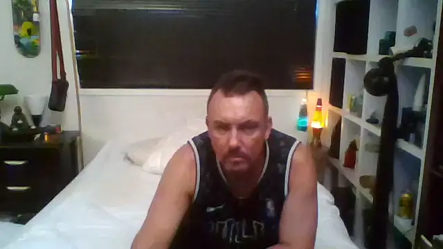 LukedavidDestroys online show from December 2025 07:44:01 PM