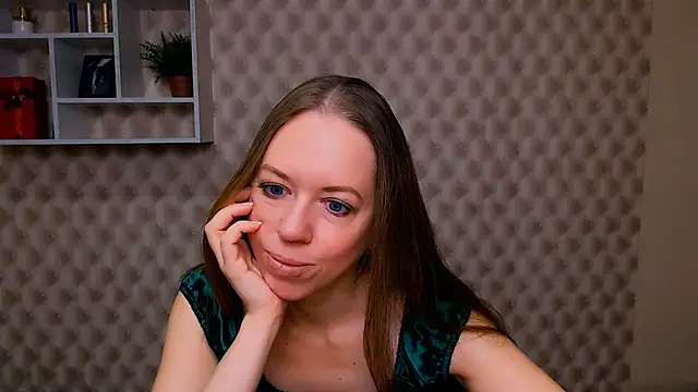 Snapshot of GloriaSi_ chatting on October 2025 04:34:02 AM GloriaSi online show from October 2025 04:34:02 AM