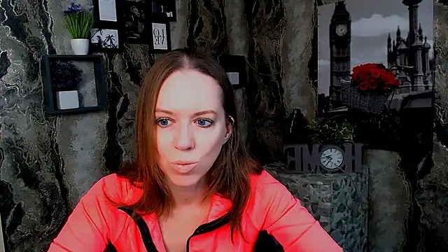 Snapshot of GloriaSi_ chatting on November 2025 09:09:02 AM GloriaSi online show from November 2025 09:09:02 AM