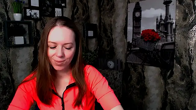 Snapshot of GloriaSi_ chatting on April 2026 04:43:02 AM GloriaSi online show from April 2026 04:43:02 AM