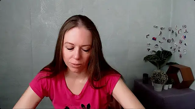 Snapshot of GloriaSi_ chatting on June 2026 02:46:02 AM GloriaSi online show from June 2026 02:46:02 AM