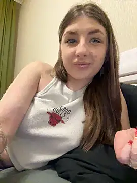 sexyy girl  online show from November 2025 11:45:01 AM