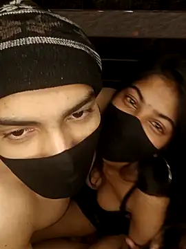 Snapshot of Shalu79 chatting on January 2025 08:33:02 PM Shalu79 online show from January 2025 08:33:02 PM