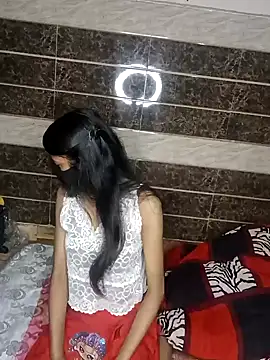 Snapshot of Shalu79 chatting on February 2025 06:09:01 PM Shalu79 online show from February 2025 06:09:01 PM