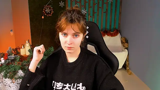 LolaAsmus online show from December 2025 01:17:02 PM